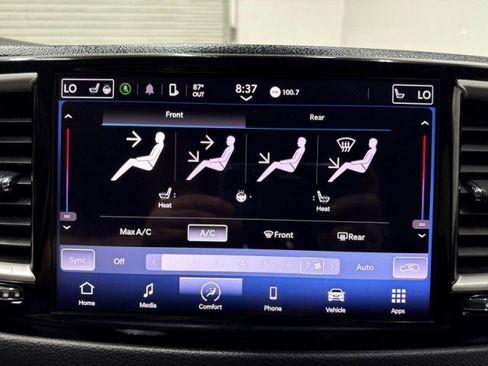 Used 2022 Chrysler Pacifica Touring-L image 23