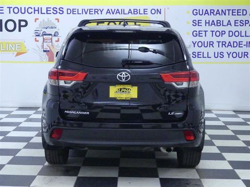Used 2019 Toyota Highlander Plus image 6