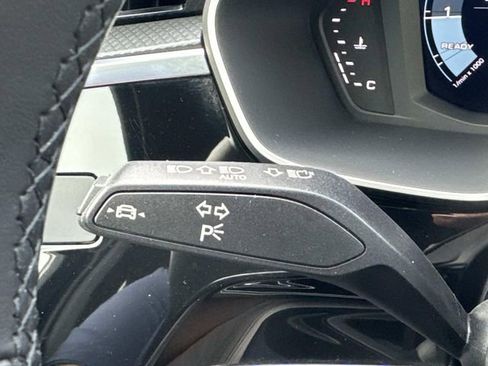 Used 2023 Audi Q3 2.0T Premium image 28