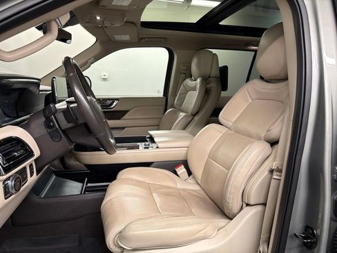 Certified 2020 Lincoln Navigator L Reserve w/ Luxury Package AWD/4WD image 28