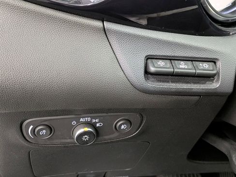 Used 2021 Buick Encore GX Select w/ Advanced Technology Package AWD/4WD image 22