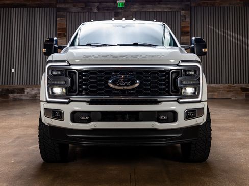 Used 2024 Ford F450 Platinum w/ FX4 Off-Road Package AWD/4WD image 2