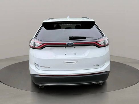 Used 2018 Ford Edge SEL w/ Equipment Group 201A AWD/4WD image 7