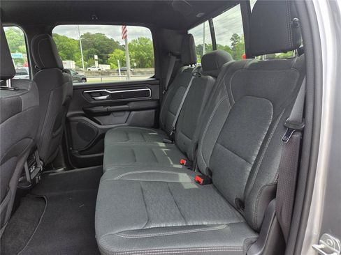 Certified 2025 RAM 1500 Big Horn AWD/4WD image 23