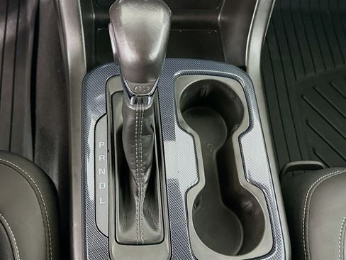 Used 2022 Chevrolet Colorado Z71 w/ Safety Package image 23