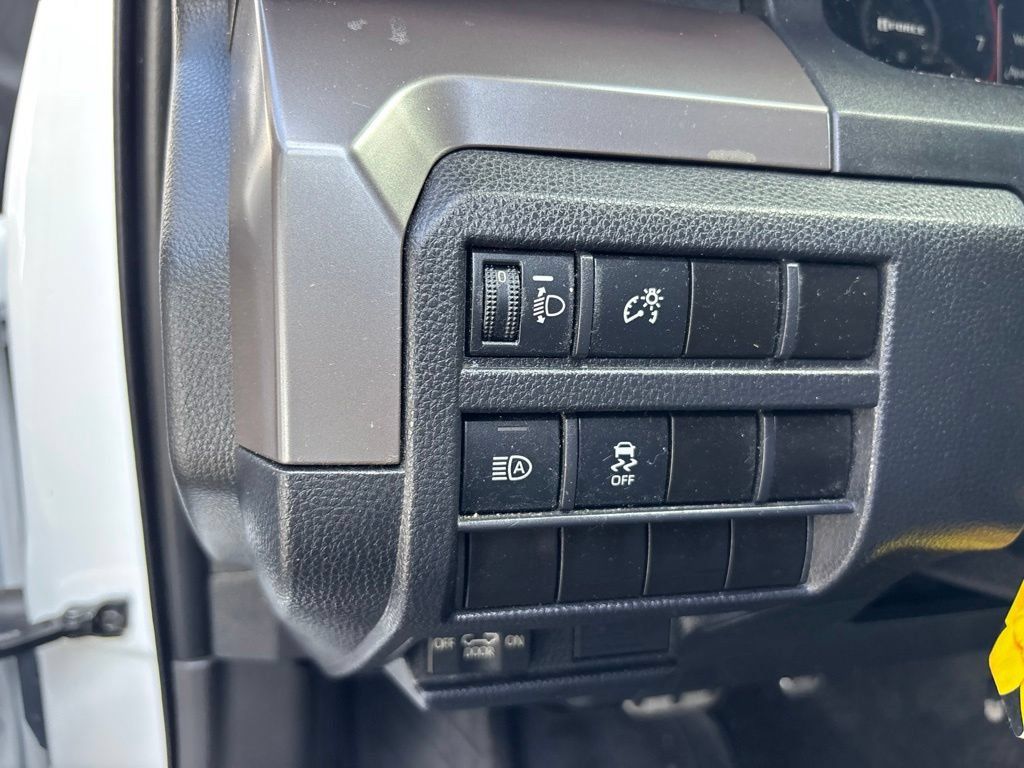 Used 2024 Toyota Tacoma TRD Sport RWD image 17