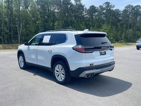 Used 2024 GMC Acadia Elevation w/ Luxury Package FWD image 5