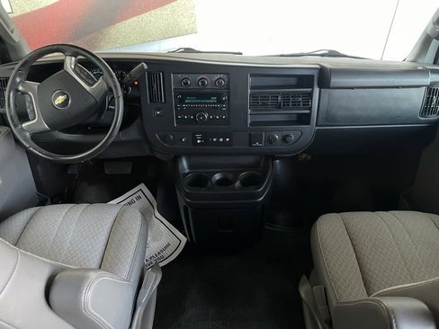 Used 2016 Chevrolet Express 2500 LS image 18