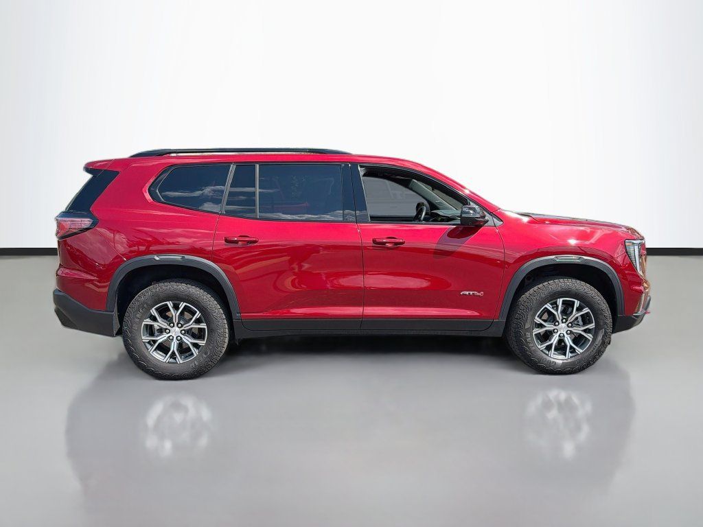 Used 2025 GMC Acadia AT4 AWD/4WD image 4