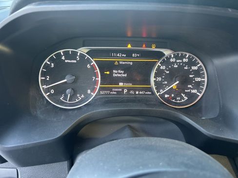 Used 2024 Nissan Rogue S FWD image 9