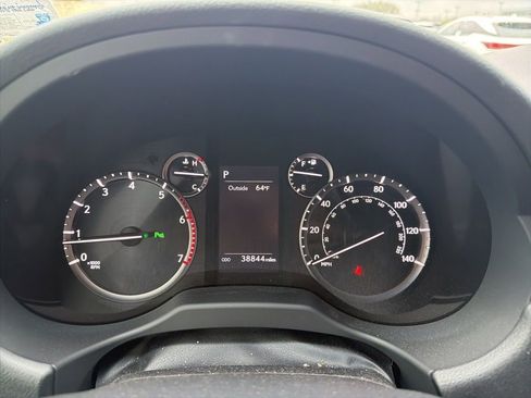 Used 2023 Lexus GX 460 Premium image 3