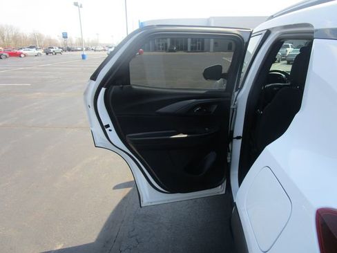Used 2023 Chevrolet TrailBlazer LT w/ Convenience Package image 17