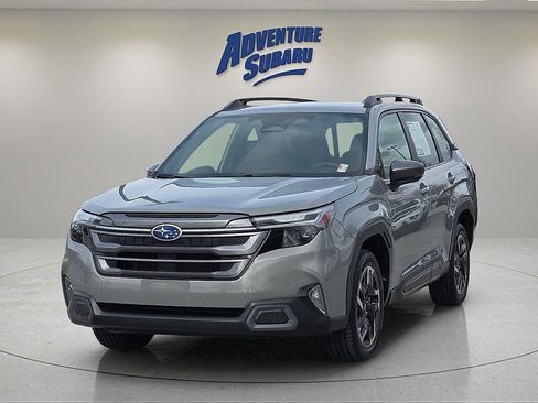 Used 2025 Subaru Forester Limited w/ Popular Package #2 image 2