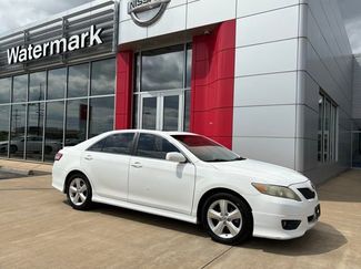 Used 2011 Toyota Camry SE image 1
