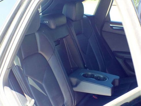 Used 2023 Porsche Macan AWD/4WD image 50