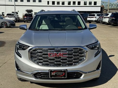 Used 2018 GMC Terrain Denali w/ Advanced Safety Package image 8