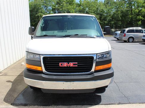 Used 2014 GMC Savana 2500 RWD image 10