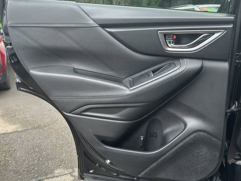 Used 2019 Subaru Forester Touring image 26