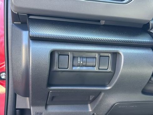 Certified 2025 Subaru Crosstrek 2.0i Premium image 21