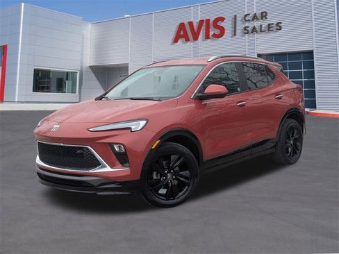 Used 2024 Buick Encore GX Sport Touring image 1