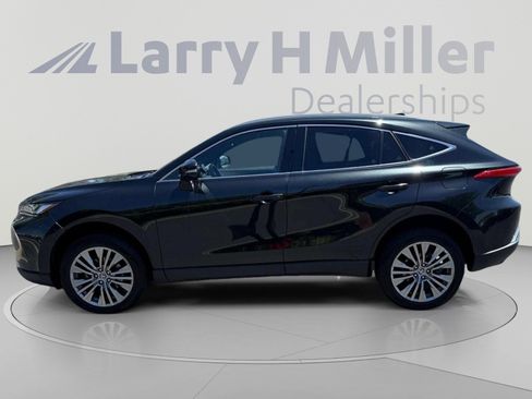 Certified 2024 Toyota Venza Limited AWD/4WD image 2