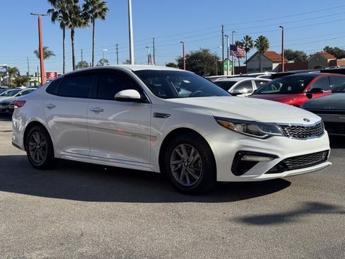 Certified 2020 Kia Optima LX image 8