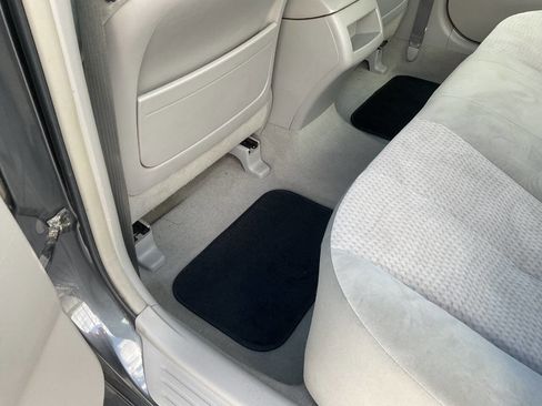 Used 2011 Toyota Camry LE FWD image 26