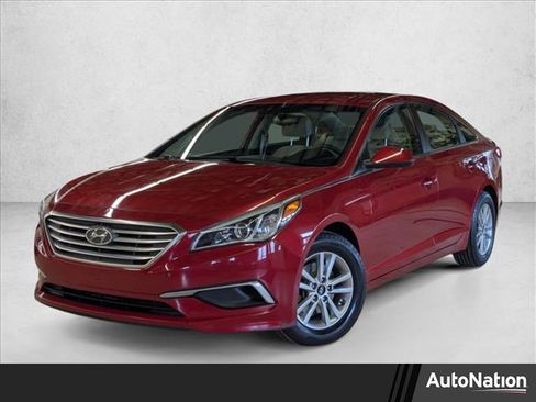 Used 2017 Hyundai Sonata SE w/ Cargo Package image 1