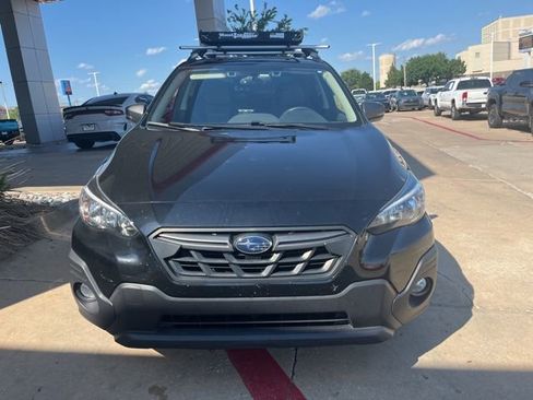 Used 2023 Subaru Crosstrek 2.5i Sport AWD/4WD image 3