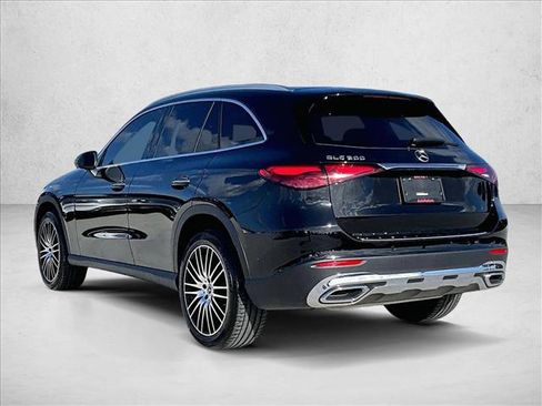 Used 2026 Mercedes-Benz GLC 300 image 13