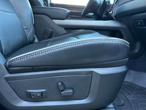 Used 2025 RAM 2500 Laramie image 22