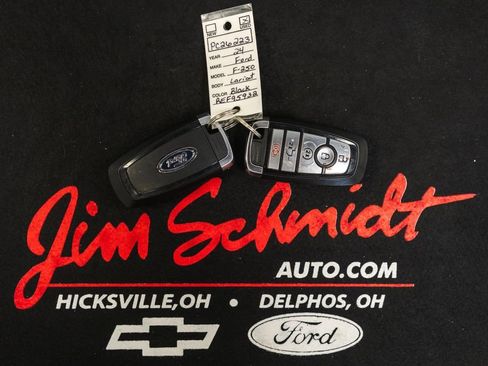 Used 2024 Ford F250 Lariat w/ Lariat Ultimate Package AWD/4WD image 46