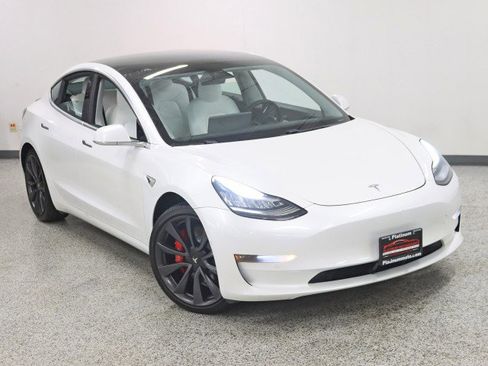 Used 2020 Tesla Model 3 Performance image 5
