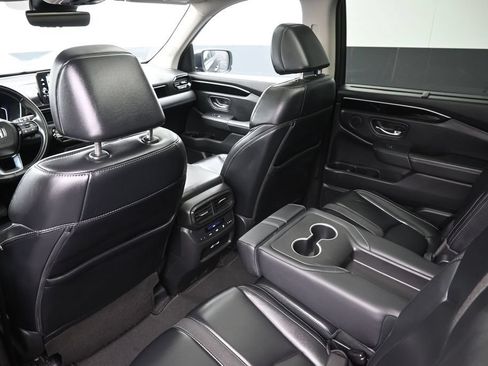 Used 2023 Honda Pilot Touring image 28