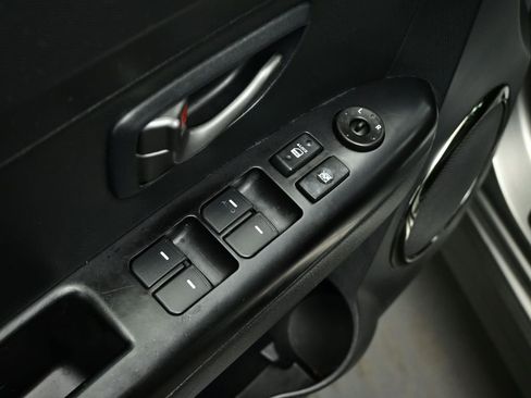 Used 2011 Kia Soul + image 52