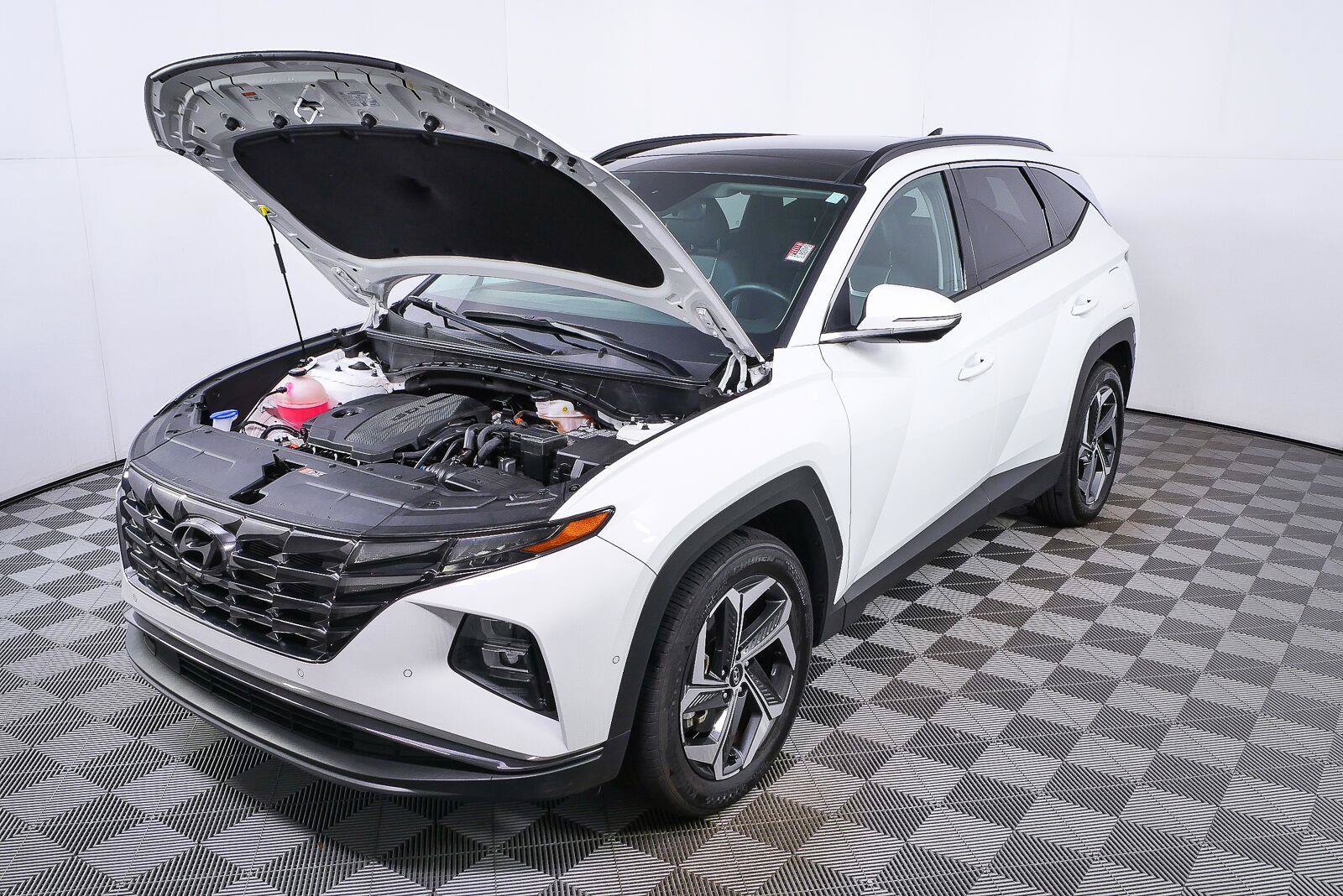 Used 2024 Hyundai Tucson Limited FWD image 31