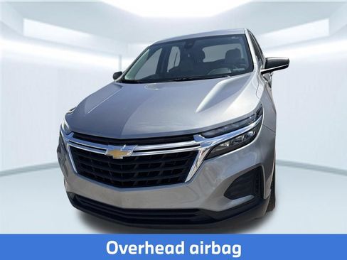 Used 2024 Chevrolet Equinox LS w/ Driver Confidence II Package FWD image 4