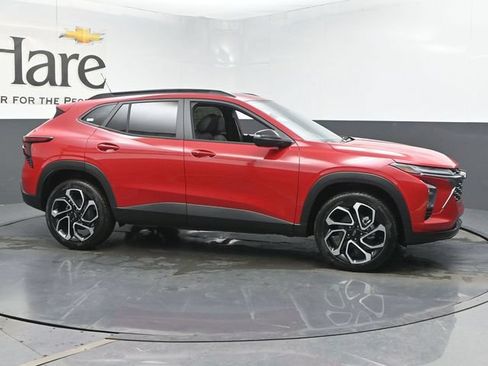 New 2026 Chevrolet Trax RS w/ Driver Confidence Package FWD image 1