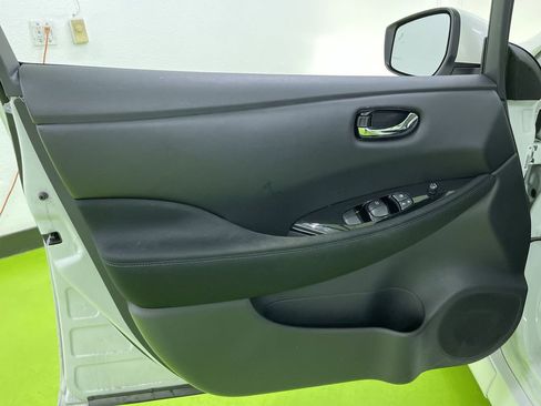 Used 2024 Nissan Leaf SV Plus image 16