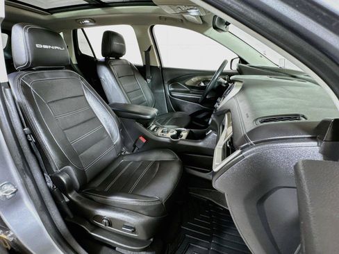 Used 2023 GMC Terrain Denali AWD/4WD image 28