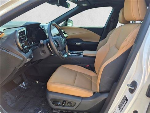 Used 2025 Lexus RX 350 Premium w/ Accessory Package FWD image 17