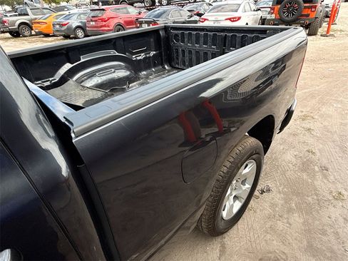 Used 2021 RAM 1500 Big Horn image 28