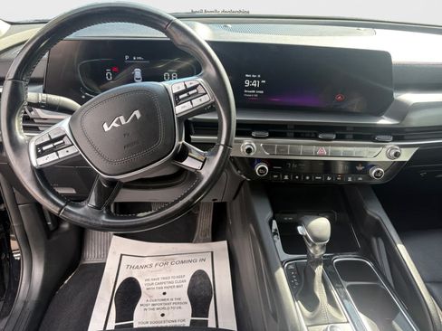 Used 2023 Kia Telluride LX AWD/4WD image 12