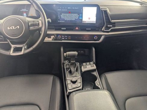 Used 2024 Kia Sportage EX FWD image 47