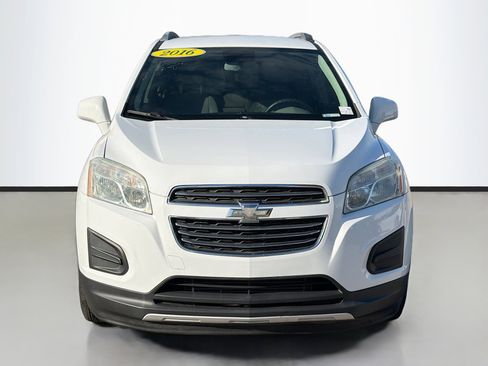 Used 2016 Chevrolet Trax LT w/ LPO, Cargo Package image 8