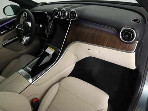 Used 2026 Mercedes-Benz GLC 300 image 19