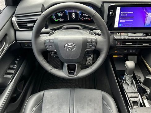 Used 2026 Toyota Camry XSE image 18