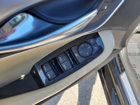 Used 2024 Cadillac CT5 Luxury RWD image 23