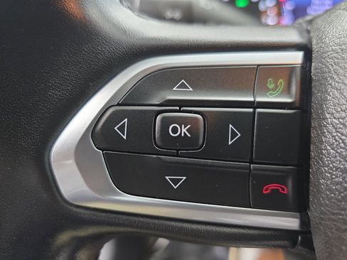 Used 2022 Jeep Compass Latitude AWD/4WD image 37