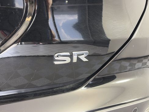 Used 2024 Nissan Kicks SR FWD image 17